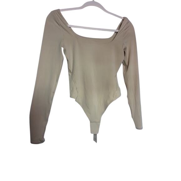 Lululemon Beige Long Sleeve Bodysuit Size Small - Picture 1 of 4